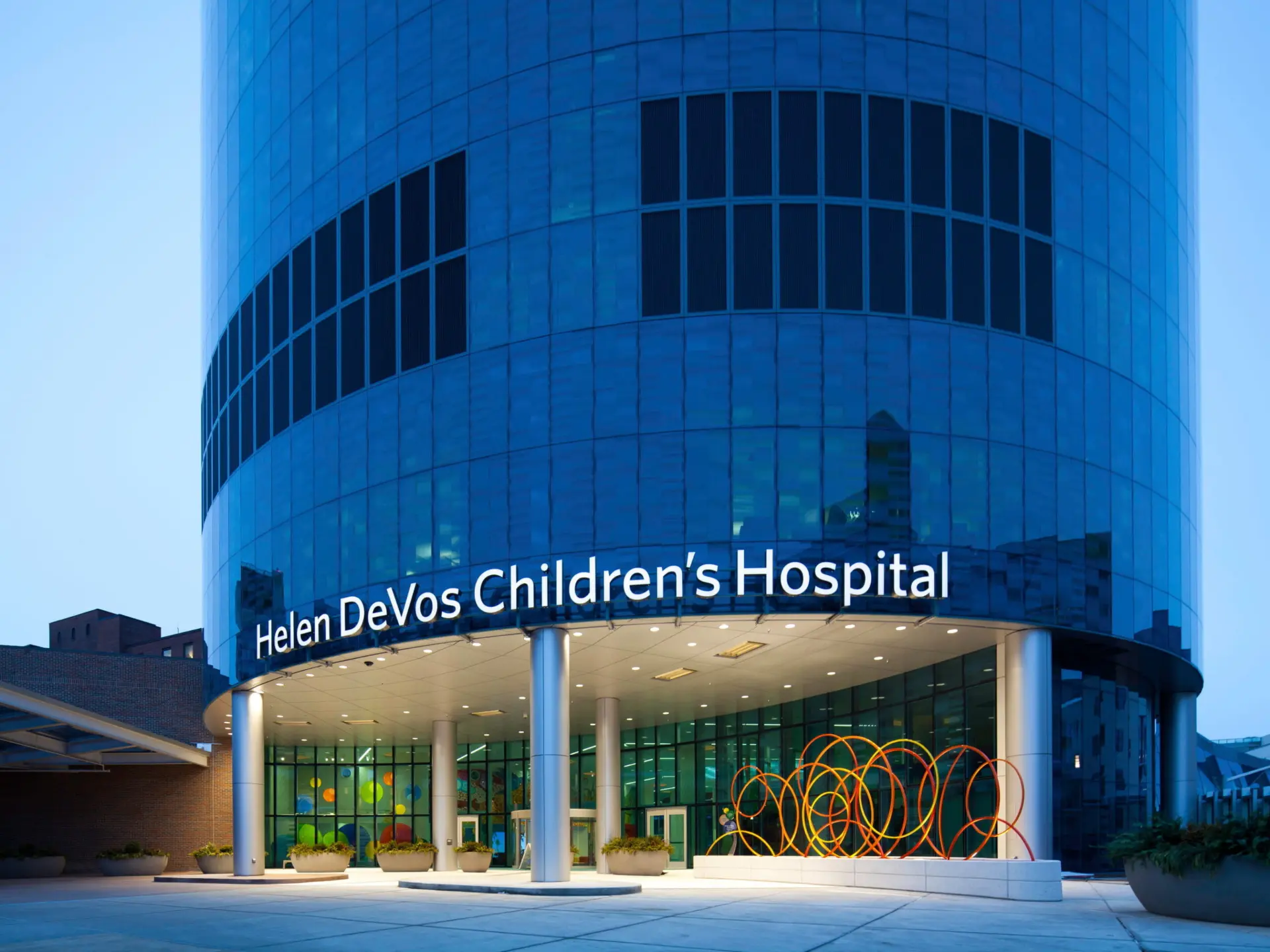 Helen DeVos Children's Hospital in Grand Rapids, Michigan, built by Wolverine Construction
